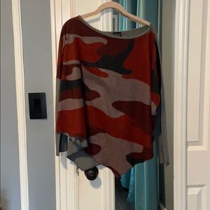 Go couture asymmetrical fleece top